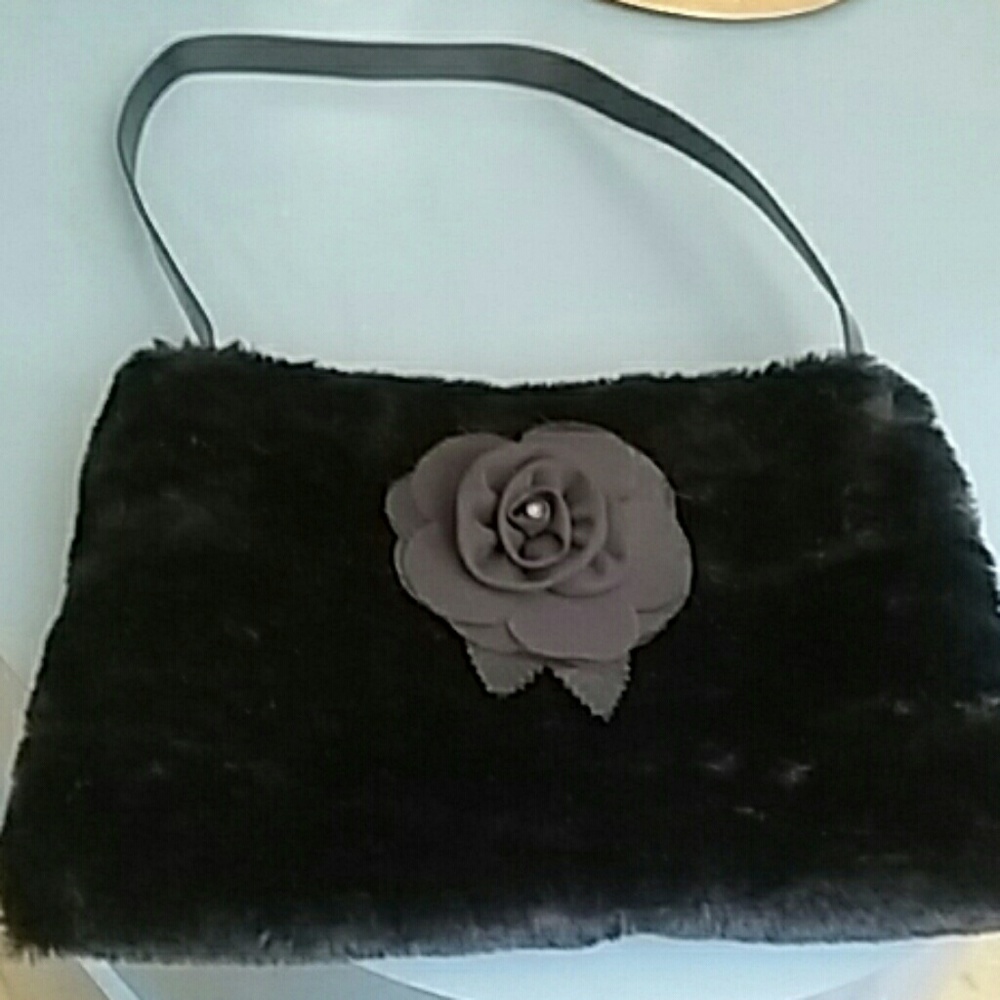 Hand bag